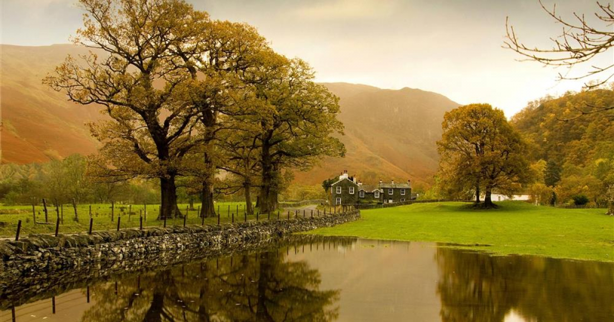 Recent Exam Question in IELTS Speaking Part 1 (Hometown & Friends